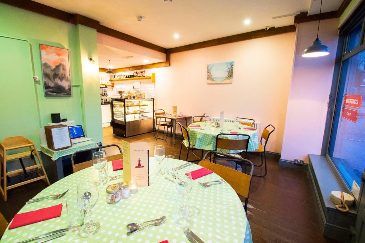 Nik The Greek Bed & Breakfast Burry Port Exterior photo